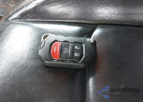 2021 Jeep Gladiator Mojave 4X4 from USA, damaged, VIN 1C6JJTEG0ML582881